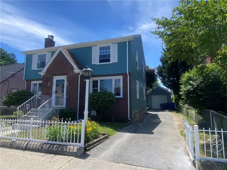 40 Amhert Avenue, Pawtucket, RI 02860 - #3