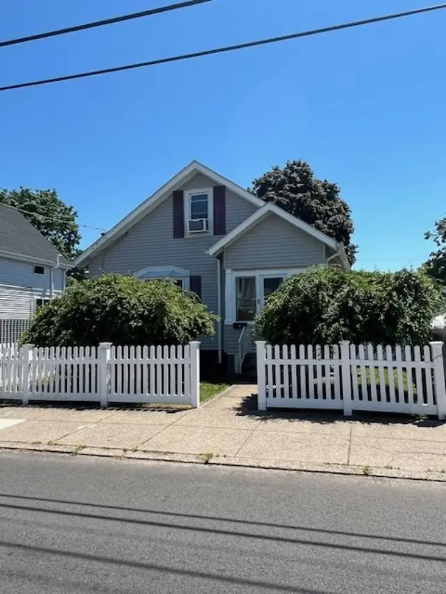 217 Evergreen Street, Pawtucket, RI 02861 - #1