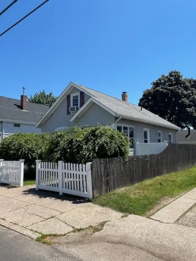 217 Evergreen Street, Pawtucket, RI 02861 - #3