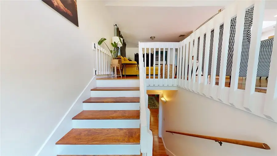 38 Vanstone Avenue, Warwick, RI 02889 - #3