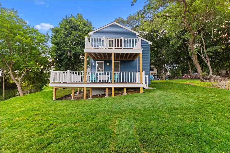 18 Pevear Avenue, Warwick, RI 02886 - #3