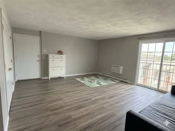 300 Smithfield Road #B2-24, North Providence, RI 02904