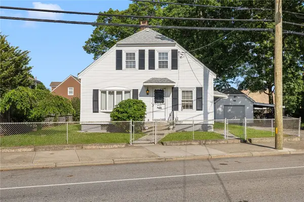 463 Power Road, Pawtucket, RI 02860