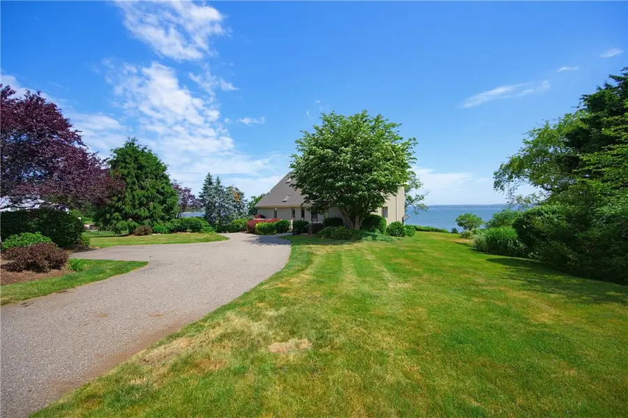 54 Oliver Hazard Perry Road, Portsmouth, RI 02871 - #2