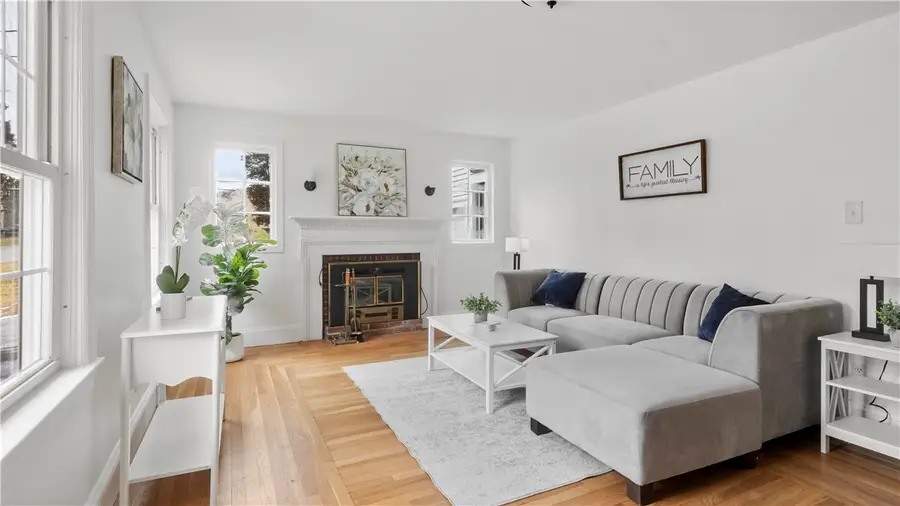 2 Reservoir Avenue, Johnston, RI 02919 - #3