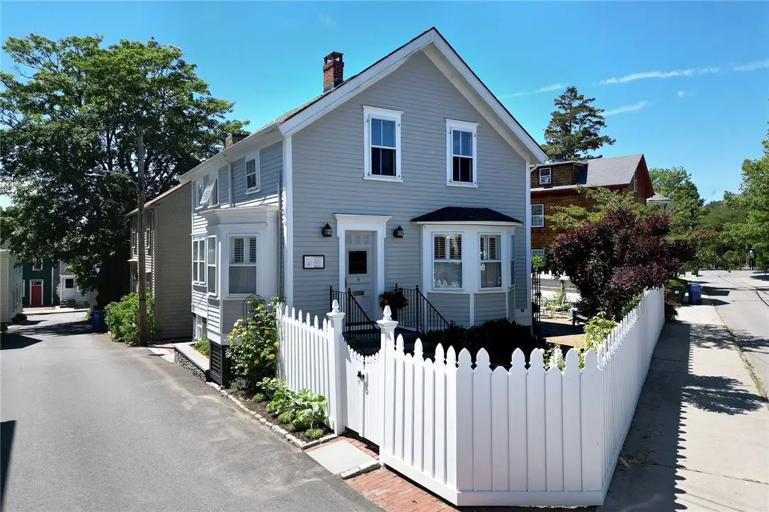 8 Sanford Street, Newport, RI 02840 - #1