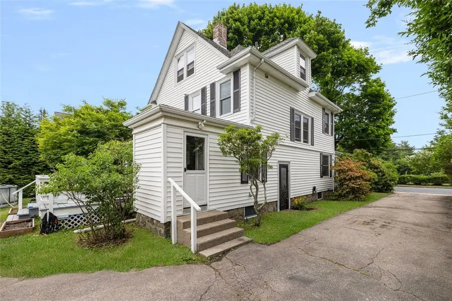 94 Lake Street, South Kingstown, RI 02879 - #3