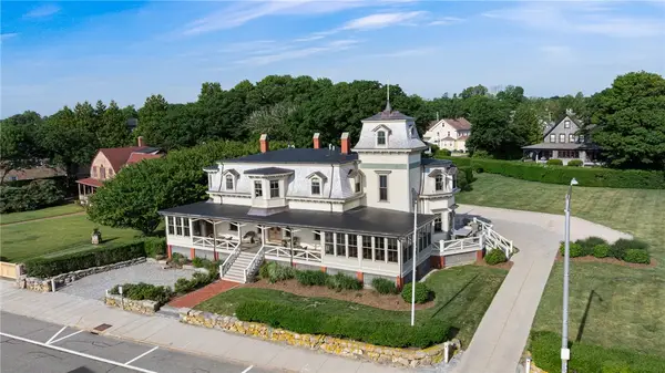 41 Ocean Road, Narragansett, RI 02882