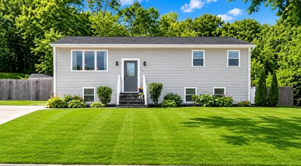 117 Elizabeth Avenue, North Smithfield, RI 02896