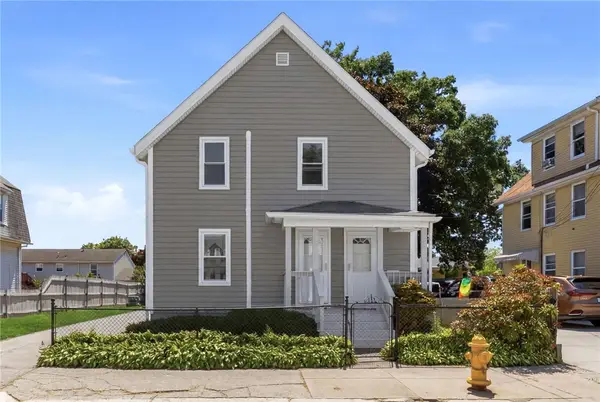 94 Francis Avenue, Pawtucket, RI 02860