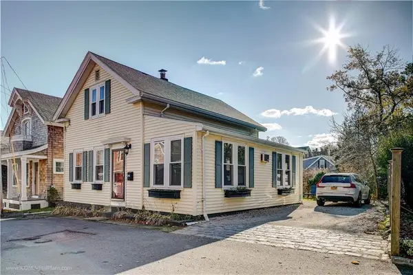 129 Connection Street, Newport, RI 02840