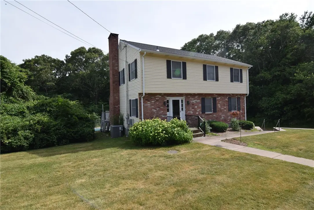 8 Pequot Avenue, Westerly, RI 02891 - #1