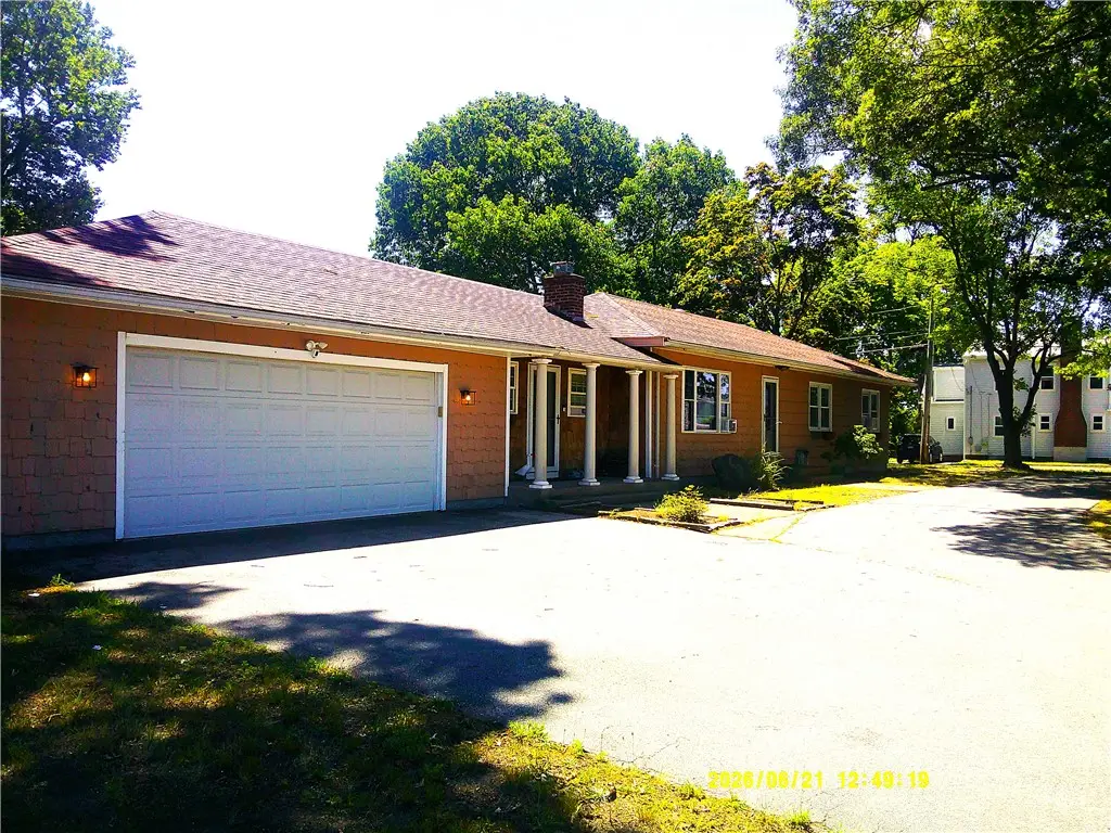 262 Pequot Avenue, Warwick, RI 02889 - #1