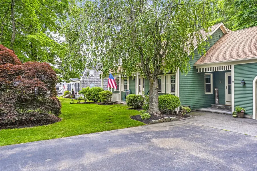 19 Waterman Street, Bristol, RI 02809 - #3