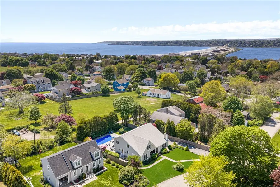 5 Maloney Lane, Middletown, RI 02842 - #2