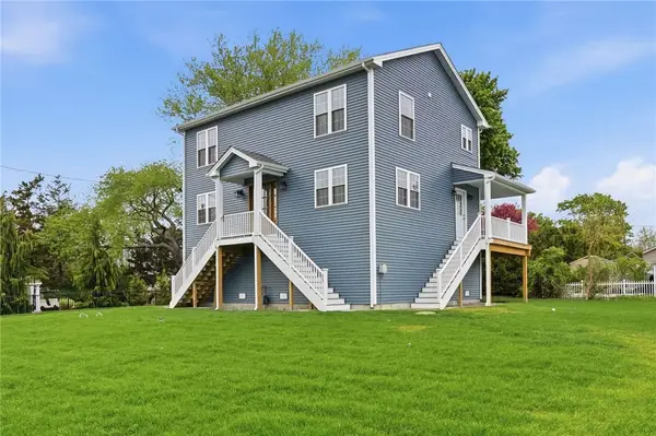 60 Bloor Street, Warwick, RI 02889