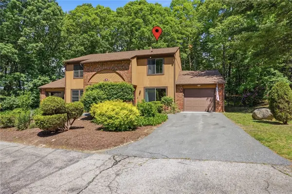 3 Quail Circle #B, Smithfield, RI 02917