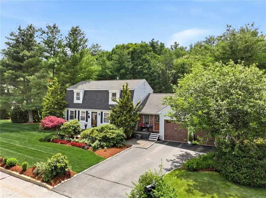 8 Pineridge Drive, Smithfield, RI 02917 - #2