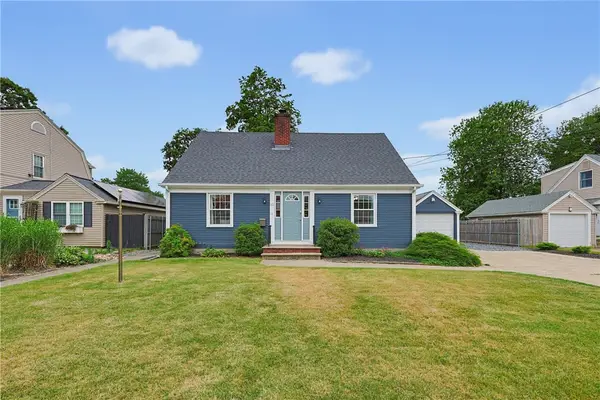 82 Leroy Drive, East Providence, RI 02915