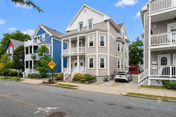 206 Rochambeau Avenue #1, Providence, RI 02906