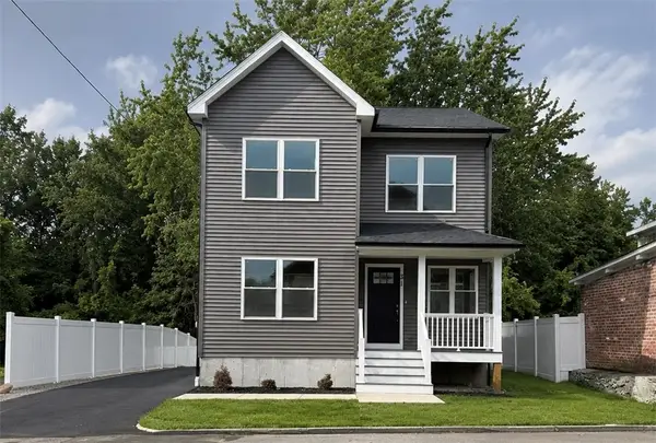 31 Tucker Street, Warwick, RI 02886