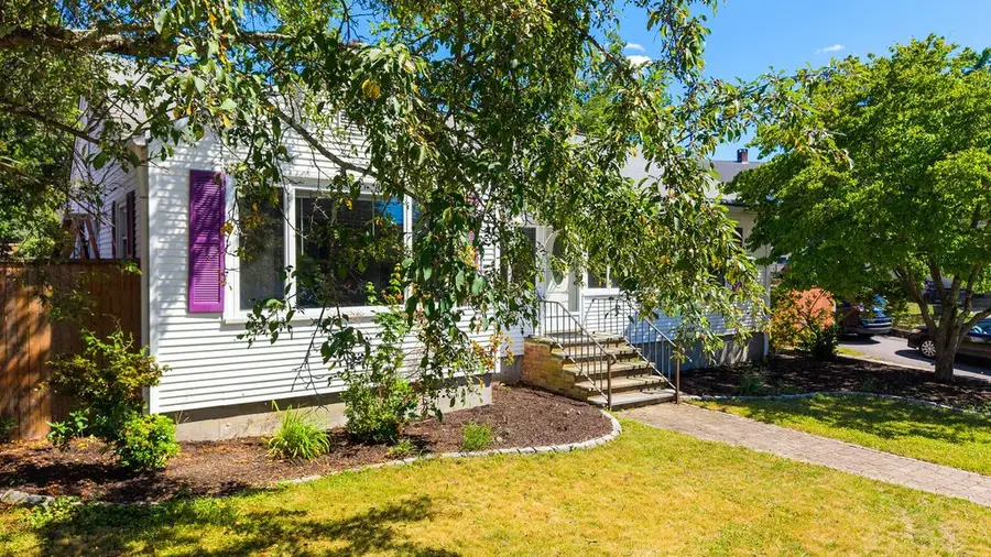 118 Summit Avenue, West Warwick, RI 02893 - #2
