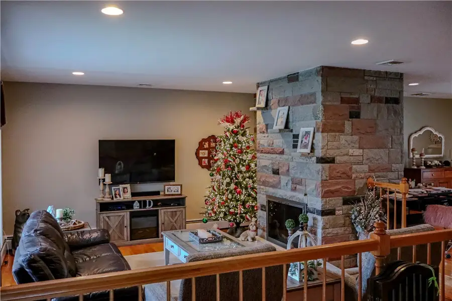 42 Elmdale Avenue, Johnston, RI 02919 - #3