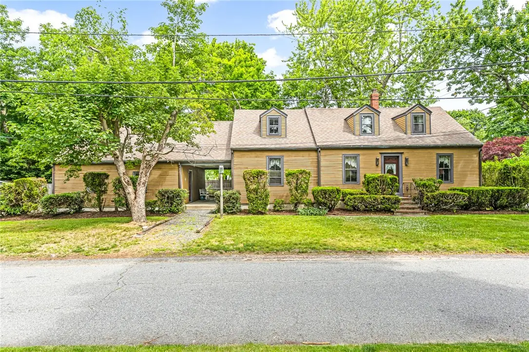40 South Lane, Barrington, RI 02806 - #1