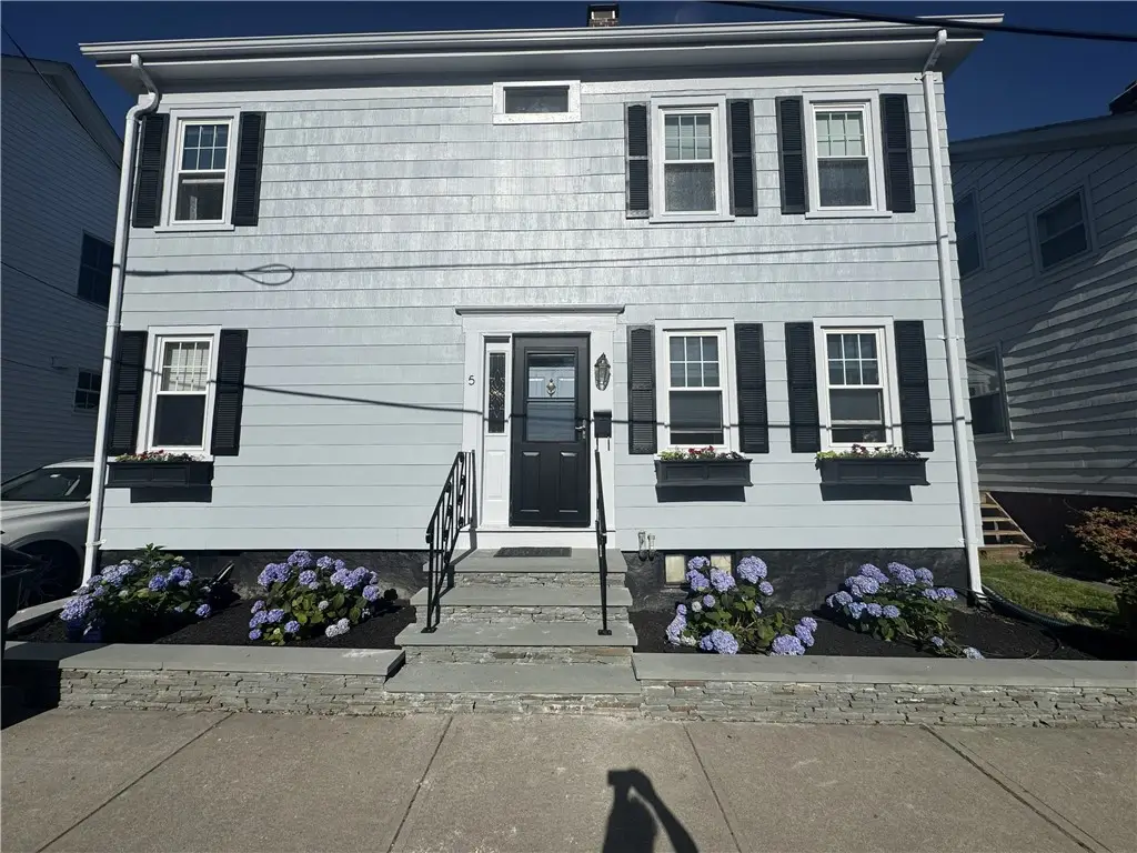 5 Byrnes Street, Newport, RI 02840 - #1