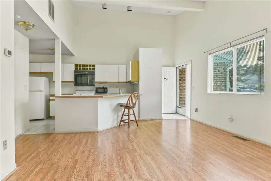 754 Williamsburg Circle, Warwick, RI 02886 - #3
