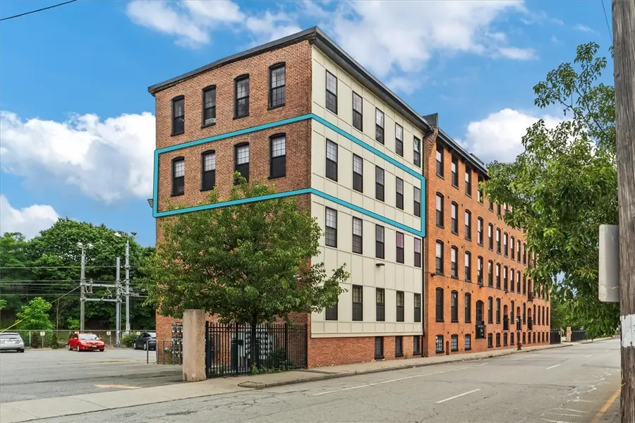 50 Ashburton Street Street #18, Providence, RI 02904 - #3
