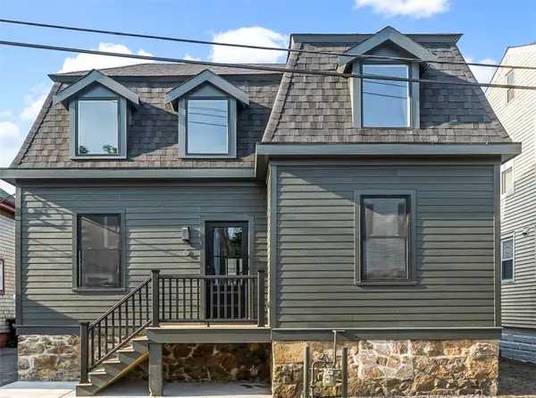 6 Potter Street, Newport, RI 02840