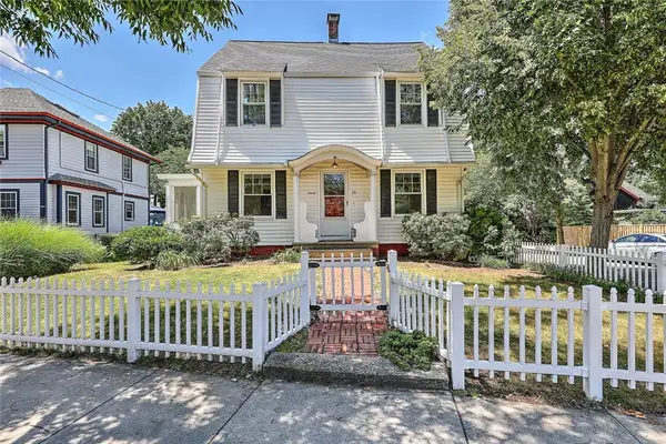 20 Summit Avenue, Providence, RI 02906