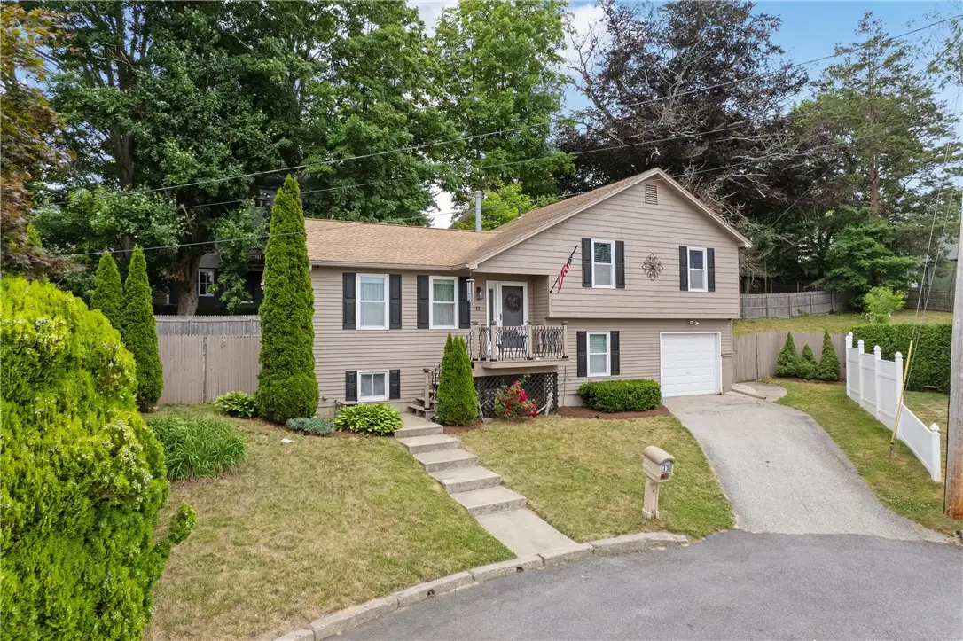 11 Damian Court, North Providence, RI 02911 - #1