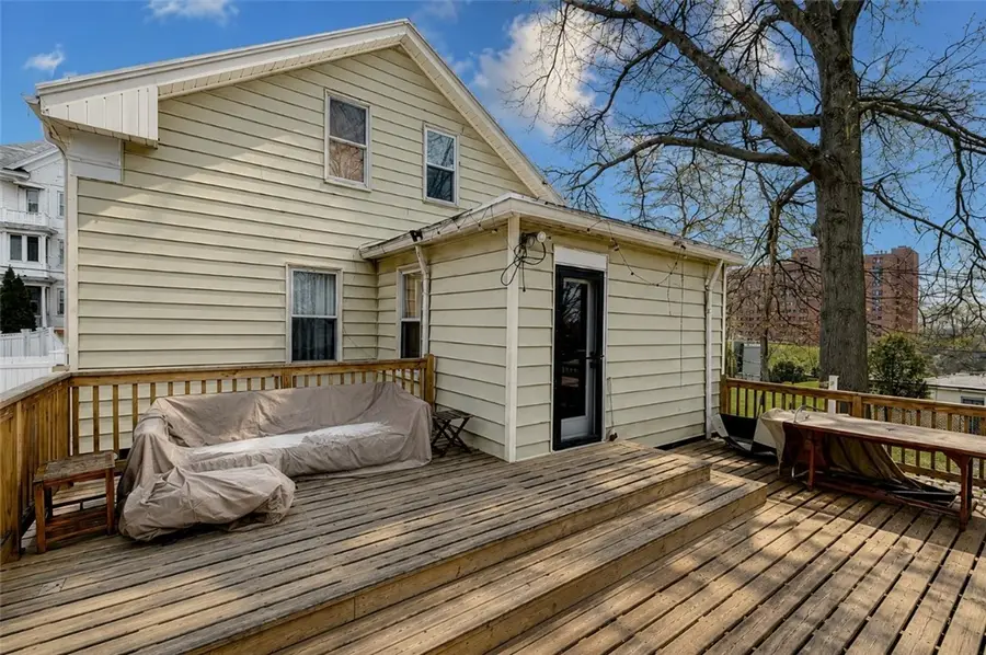 38 Pleasant Street, Providence, RI 02906 - #3