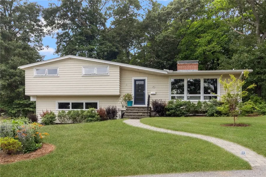10 Guzeika Road, North Kingstown, RI 02852 - #2
