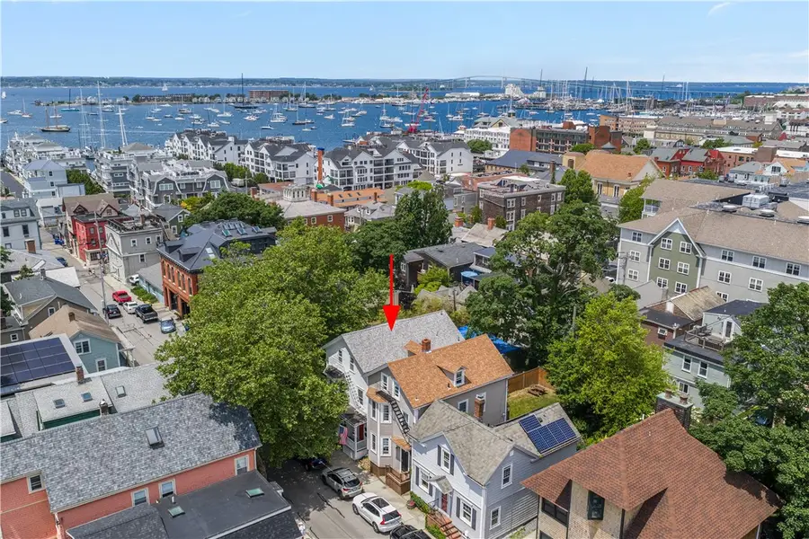 28 Young Street #Unit 3, Newport, RI 02840 - #2