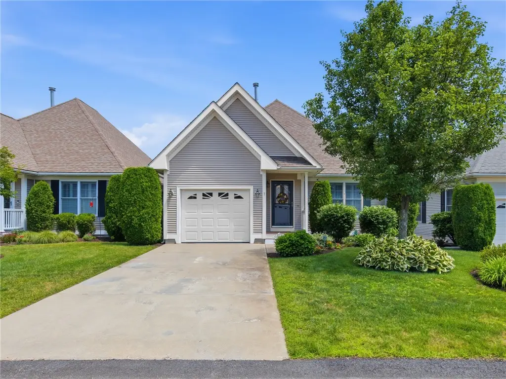 7 Daisy Lane, Coventry, RI 02816 - #1