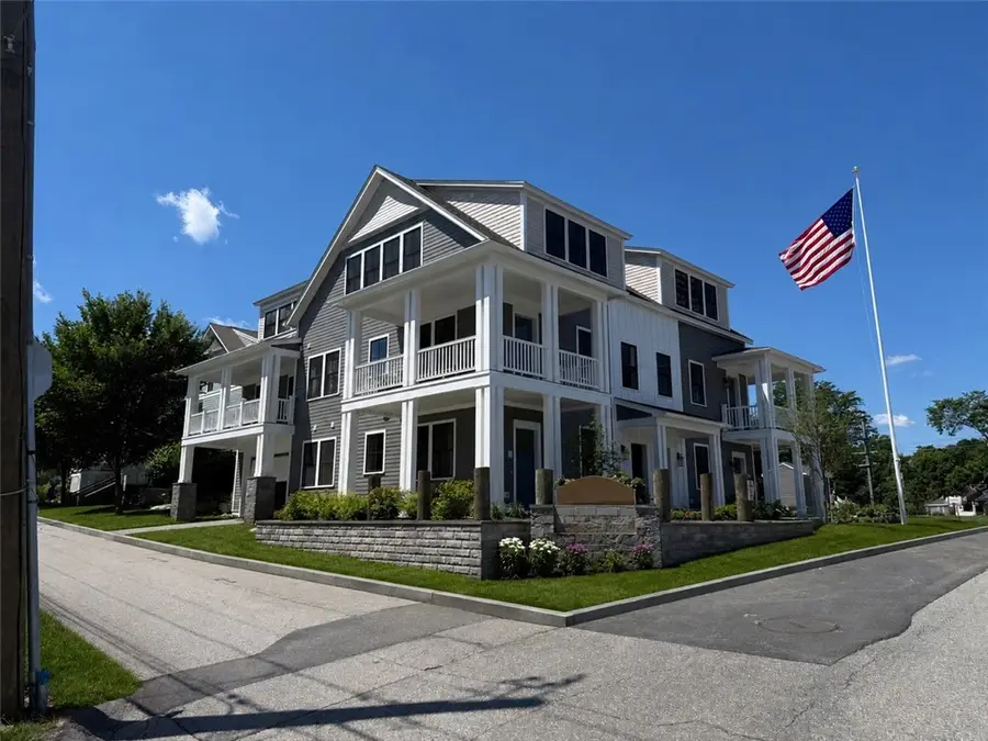 67 Queen Street #4C, East Greenwich, RI 02818 - #3