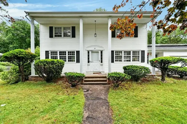 24 Forest View Drive, Cumberland, RI 02864