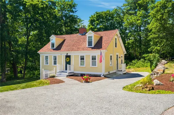 44 Old Great Road, North Smithfield, RI 02896