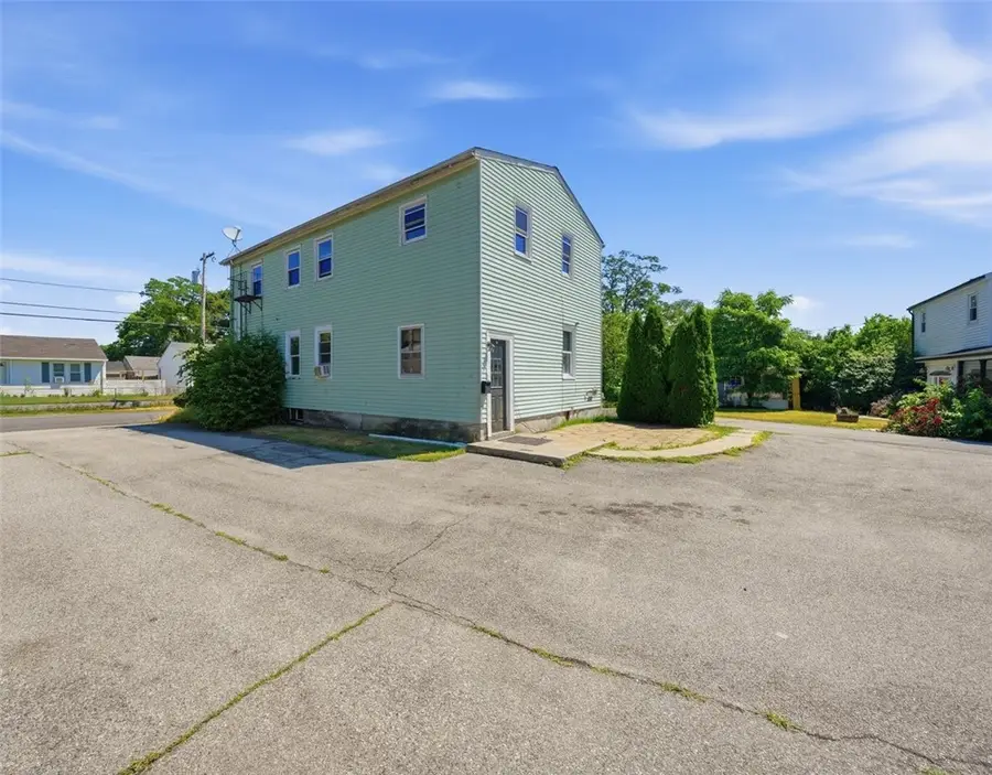 87 Manton Street, Pawtucket, RI 02861 - #2