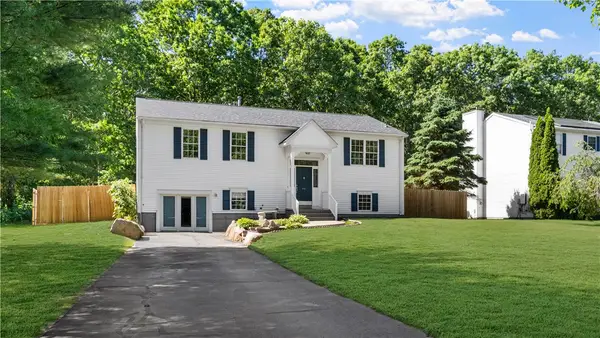 66 Hunters Crossing Drive, Coventry, RI 02816