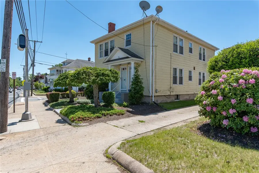 294 Smithfield Avenue, Pawtucket, RI 02860 - #2