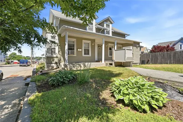 35 Woodlawn Avenue, Pawtucket, RI 02860
