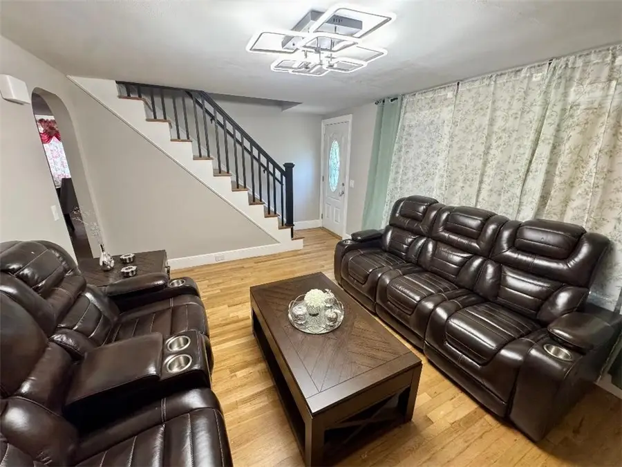 179 Jordan Avenue, Cranston, RI 02910 - #3