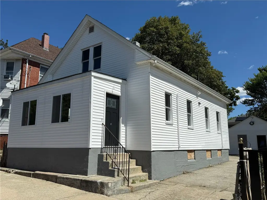 17 Middleton Street, Providence, RI 02909 - #1