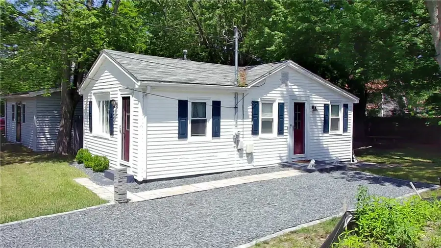 69 Kenway Avenue, Warwick, RI 02889 - #3
