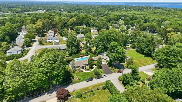45 Newton Avenue, Warwick, RI 02889
