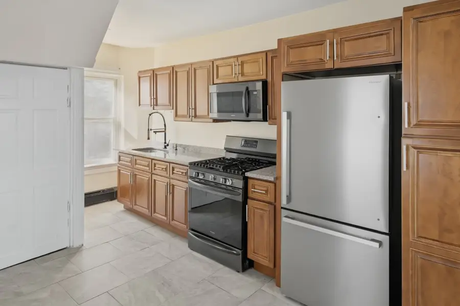 22 Gladstone Street, Providence, RI 02905 - #3
